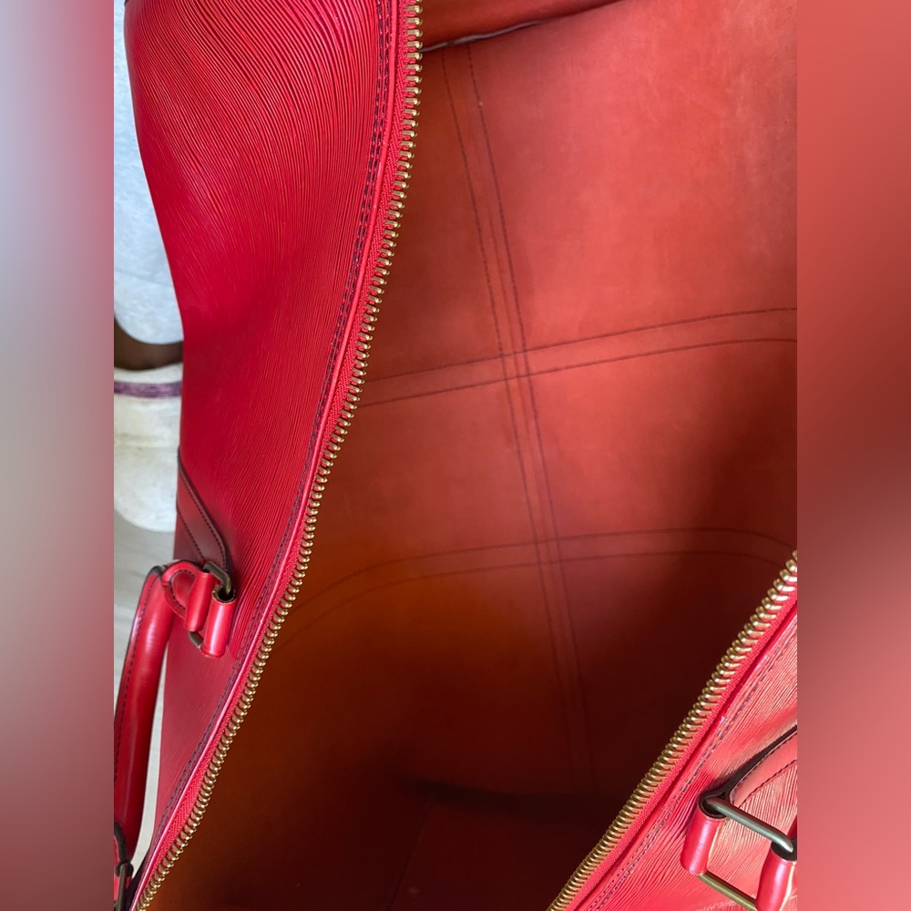 LOUIS VUITTON 'KEEPALL 60' RED EPI DUFFLE BAG - Picture 14 of 15